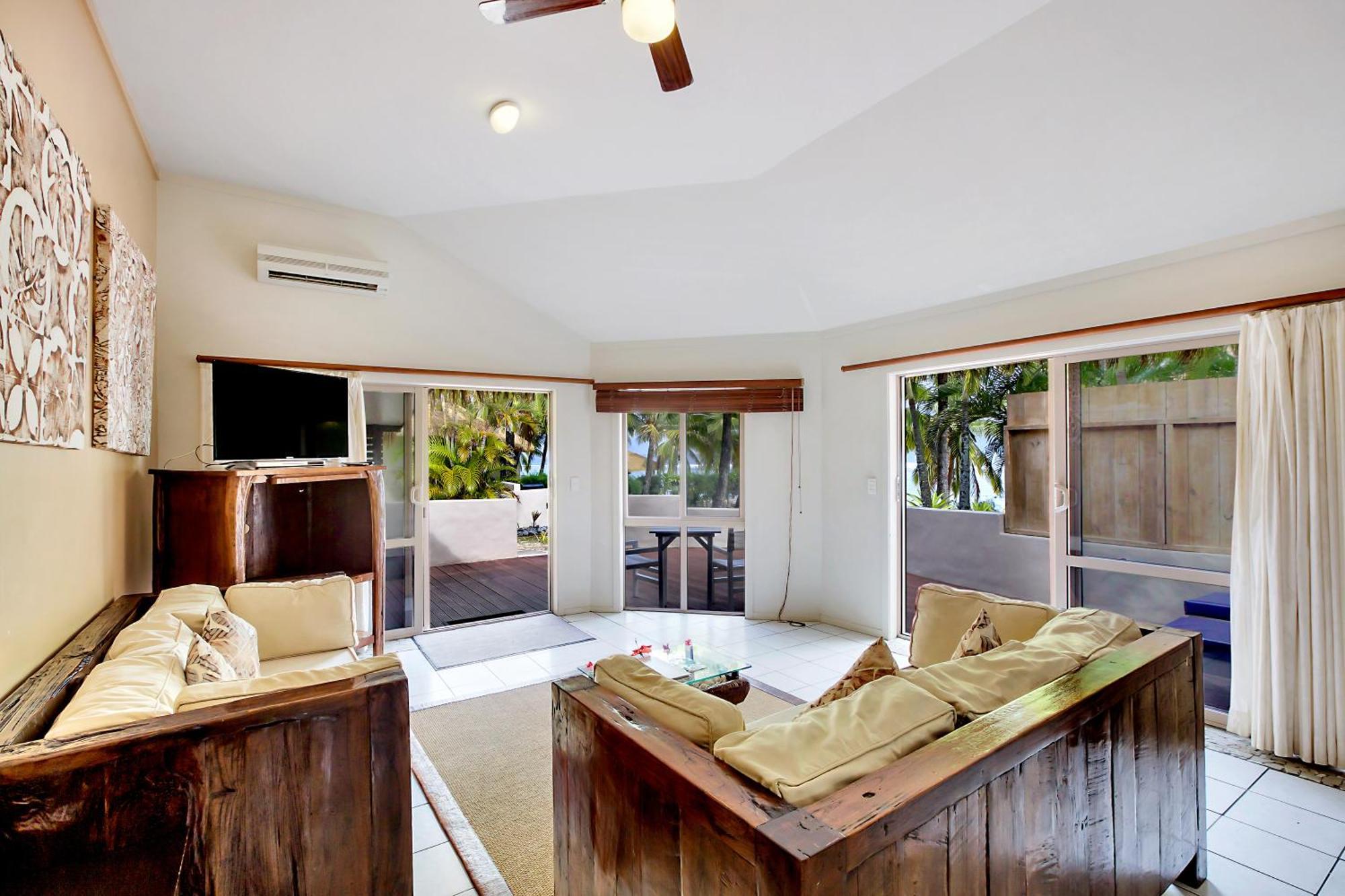 Crown Beach Resort & Spa (Adults Only) Rarotonga Exterior photo